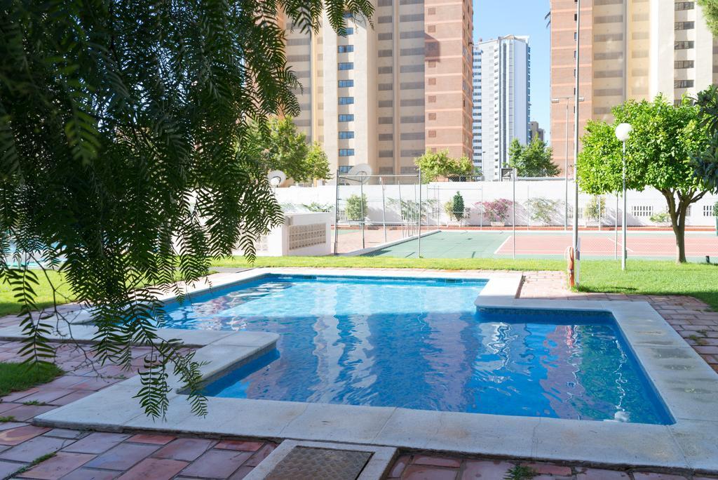 Gemelos 4 Benidorm Buitenkant foto